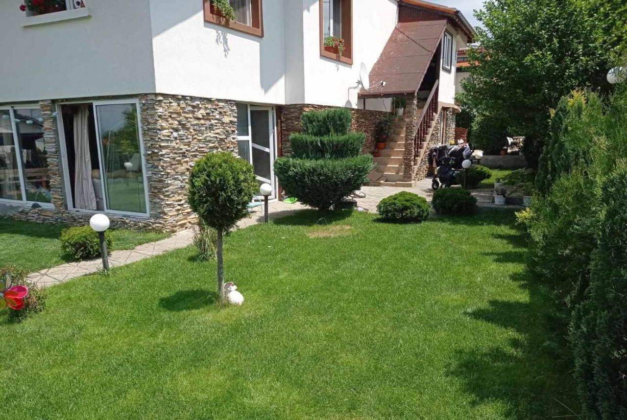Семейна Къща Лазарови Sapareva Banja Exteriör bild